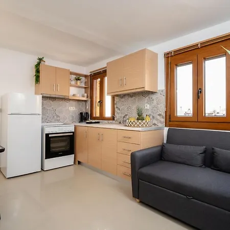 Aparthotel Naxosair1 *