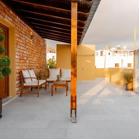 Naxosair1 Naxos City