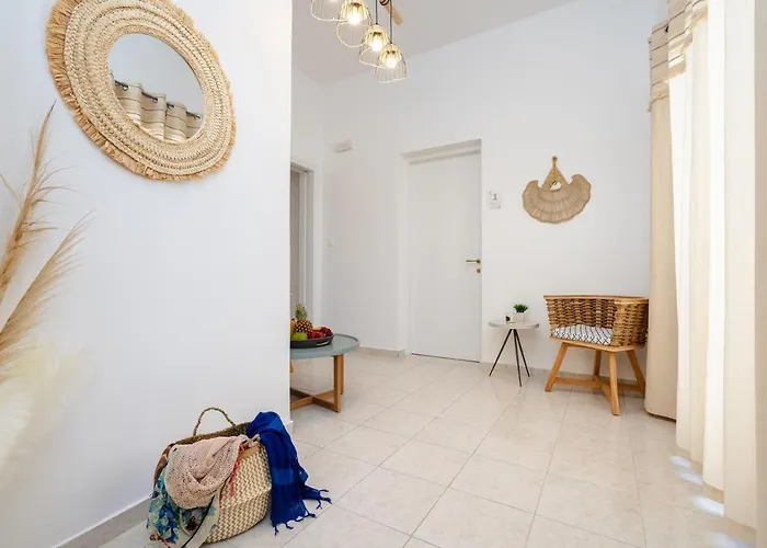 Naxosair1 Aparthotel 3*